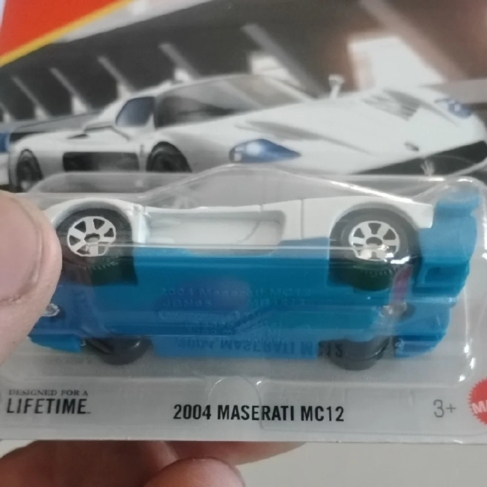 Mattel Matchbox Maserati MC12 - White and Blue
